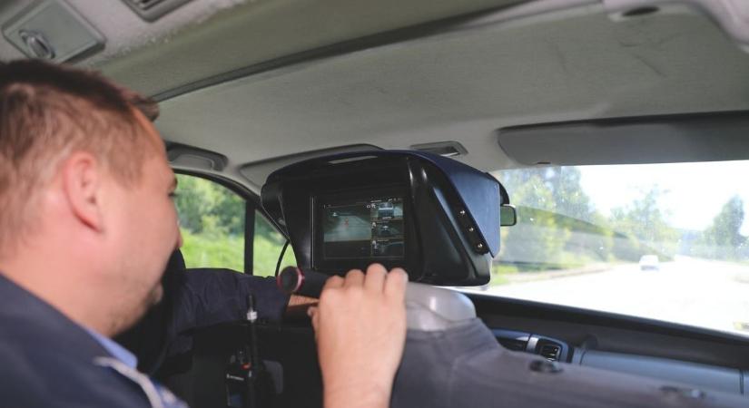 A gyorshajtóknak előbb magukba kellene nézniük, és utána kritizálni – fakadt ki olvasónk