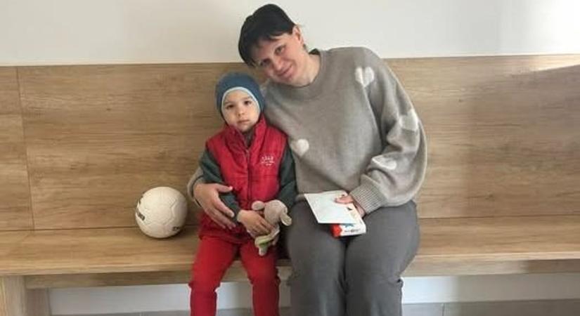 Egy este, 800 ezer forint: a sárbogárdi sportbálon gyűjtöttek a beteg kisfiú megmentéséért