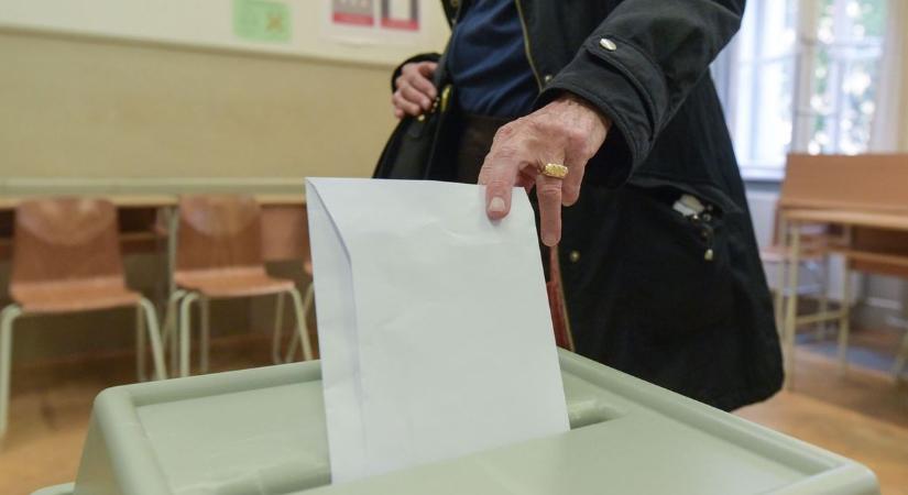A választási szervek készen állnak, de csúcsidőben így is lehetnek sorok a szavazásnál