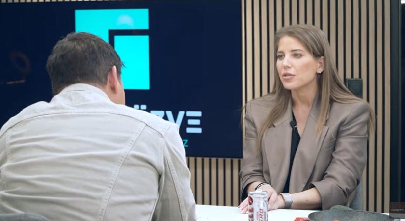 Szabó Zsófi: „A szakpolitikához mondjuk el kéne végeznem egy sulit, de azt sem tartom lehetetlennek, hogy 37 évesen visszaüljek az iskolapadba”