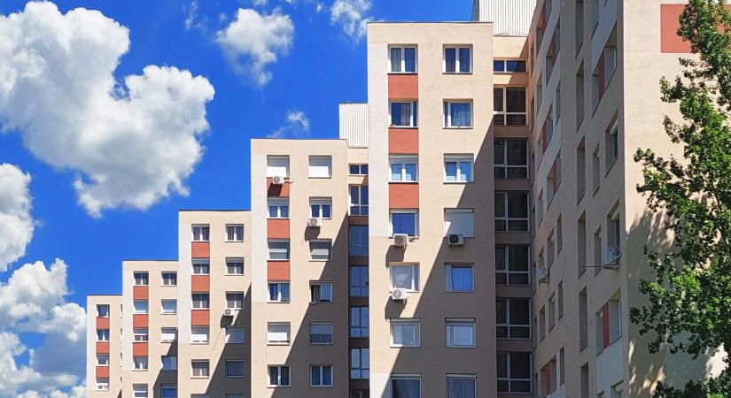 Kik lopták el a magyar önkormányzati bérlakásokat?