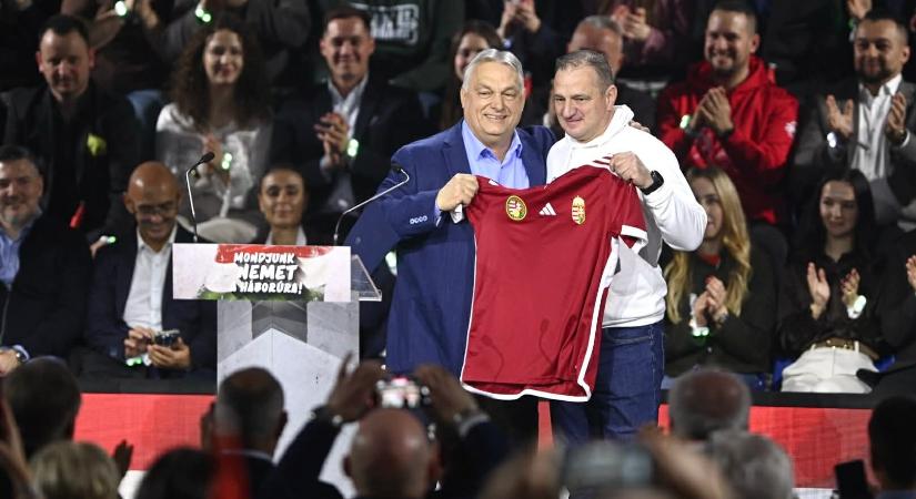 Amerikai kutató: vezet a Fidesz