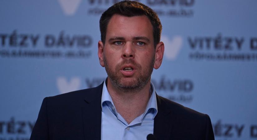 Vitézy: Két nappal a választás előtt a kormány 3000 lakást engedélyezett a Népszigetre