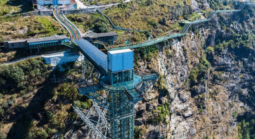 Bakancslistás hely a felhők között: tériszonyosoknak nem ajánlott ez a hely