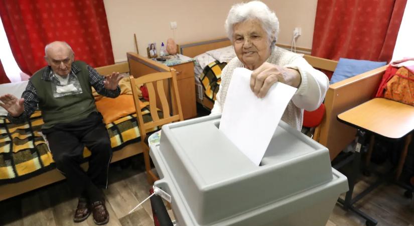 Elképesztó módszerrel próbálják a csalók átverni az időseket