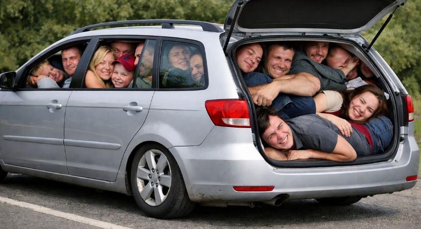 Megszámolják az utasokat? Megosztó új kresztábla érkezhet az utakra