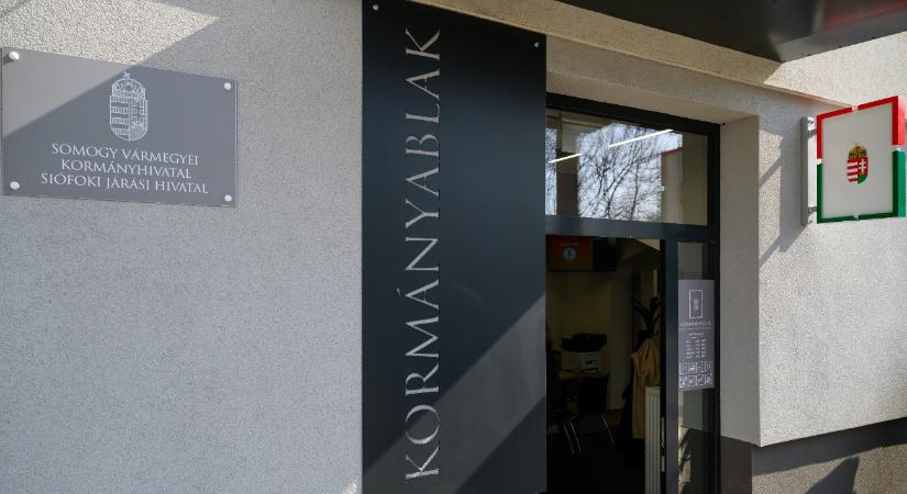 Rendkívüli nyitvatartás lesz a választások hétvégéjén