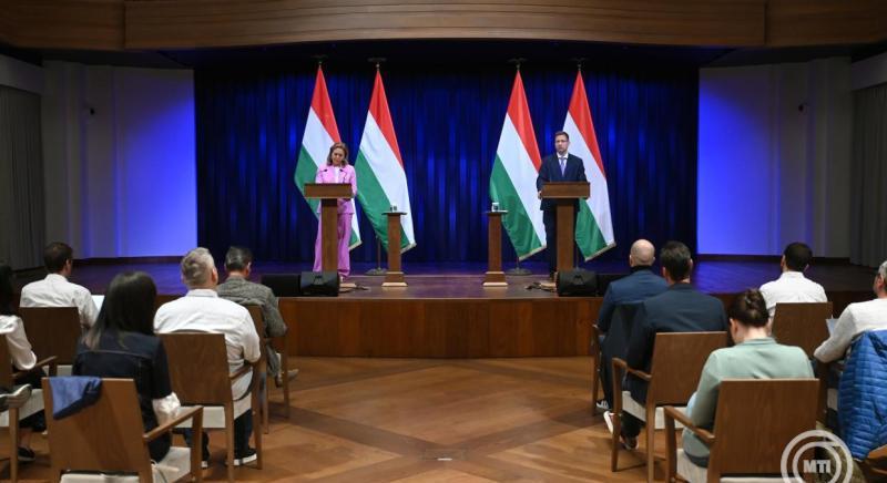 Gulyás Gergely: a kormány mindent megtesz a védett üzemanyagár és a rezsicsökkenés megvédése érdekében