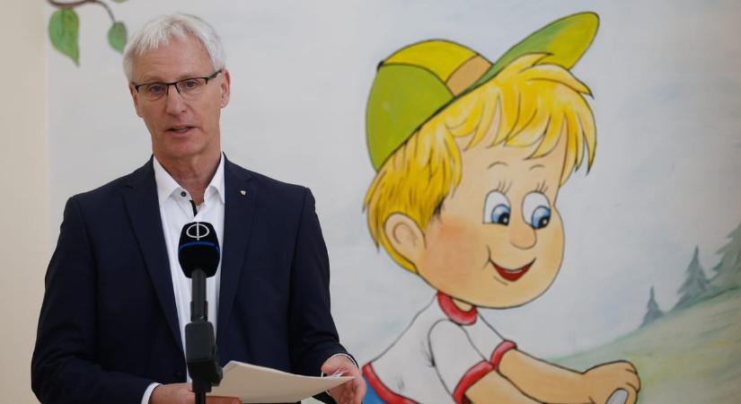 Legfőbb ügyész: A Szőlő utcai nyomozásban nem merült fel, hogy Soltész Miklós kapcsolatban lett volna Juhász Péter Pállal