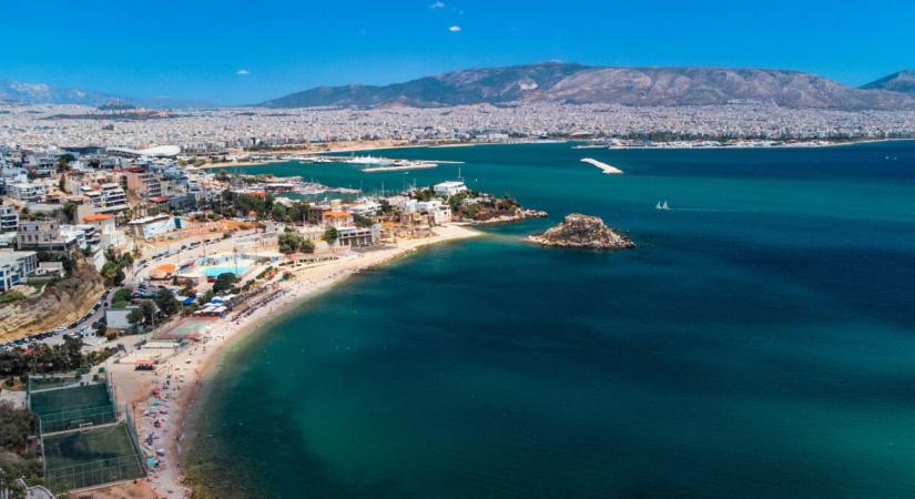 Kvíz: mondunk egy tengert, melyik város fekszik a partján?