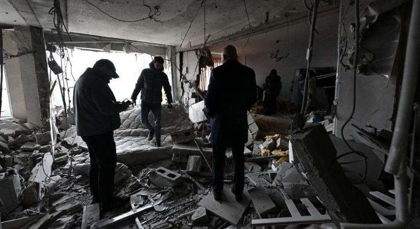 Egyre több fiatalt érint a háború, Európa gyújtózsinórja bármikor berobbanhat