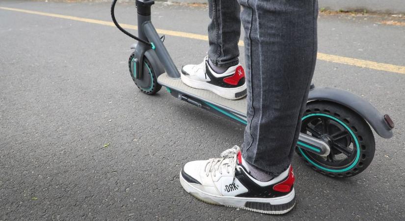 Két gyerek lopkodott kerékpárokat és elektromos rollert Kaposváron