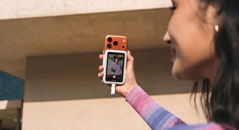 Insta360 Snap – Kiegészítő kijelző mobilokhoz, a tökéletes szelfiért