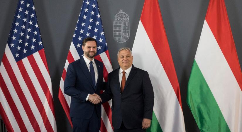 Rakétákat vesz a kormány Amerikától, hatalmas a hiány az államkasszában