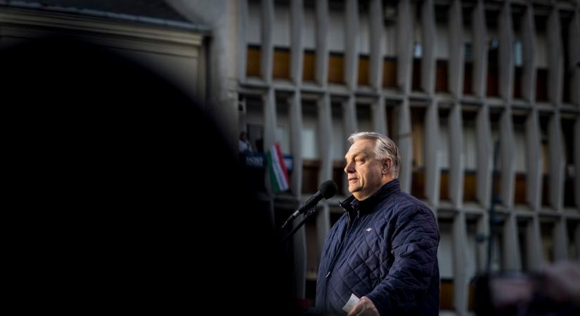 Itt állt meg Orbán Viktor Székesfehérvárra menet - Videó