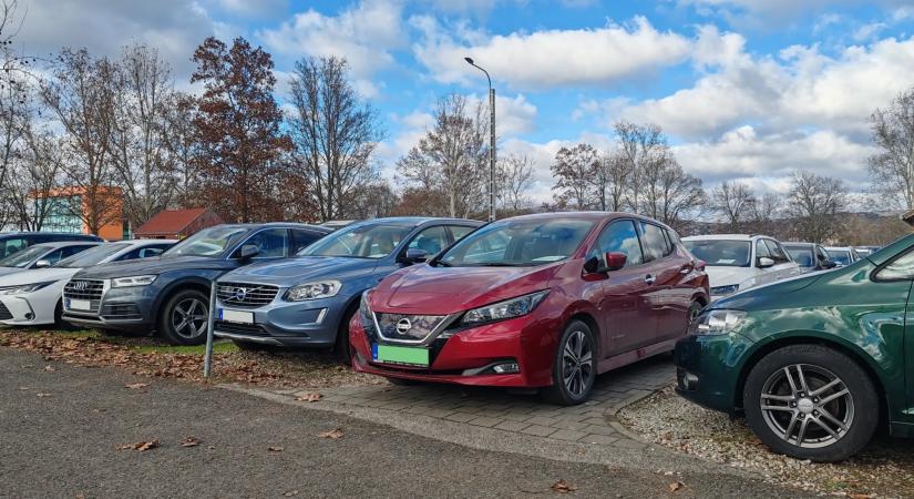 Tényleg a dízelek piacáról halásznak el vásárlókat a használt villanyautók és hibridek?