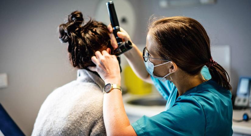 MOK: Az orvosok 38 százaléka már csak a magánszektorban dolgozik