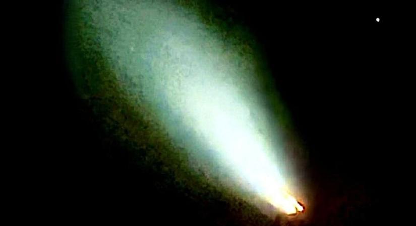 Elon Musk űrmedúzáját kapta lencsevégre olvasónk Mosonmagyaróváron