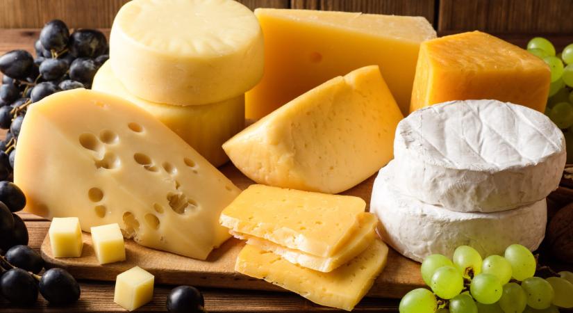 Hamarabb megromlik a sajt, ha így teszed el a hűtőbe – Ezek a hibák újra és újra előjönnek