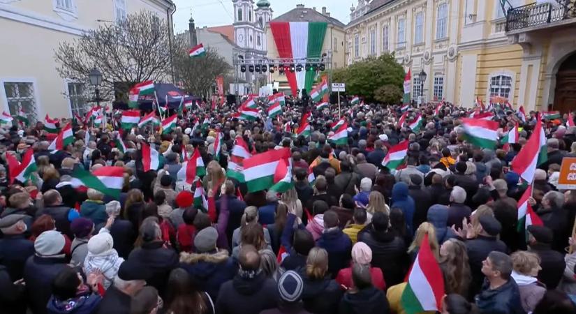 Kövesd velünk élőben Orbán Viktor beszédét Székesfehérváron!