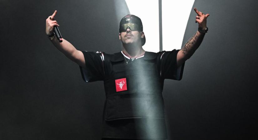 Mikee Mykanic: Szabad Magyarország, szabad kultúra, bazdmeg!