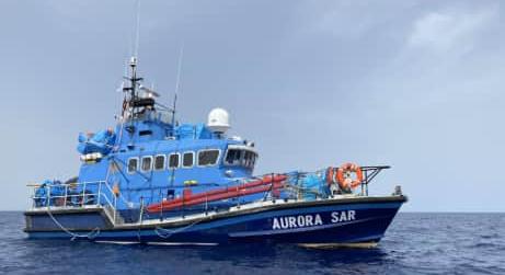 Olaszország letartóztatott egy német mentőhajót, miután migránsokat mentett meg