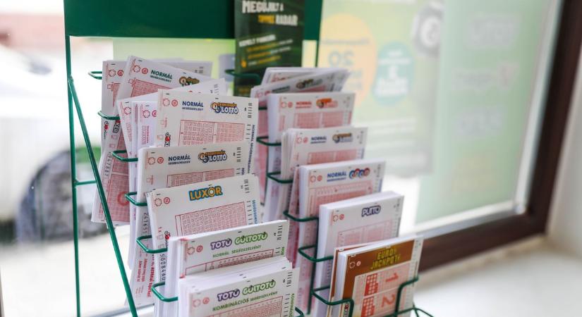 Az ötöslottó minden idők egyik legnagyobb nyereményével kecsegtet - van-e roham a szelvényekért?