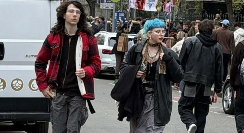 Összesereglett Puzsér Róbert csapata: ezekkel a fiatalokkal szeretné leváltani a rendszert (GALÉRIA)