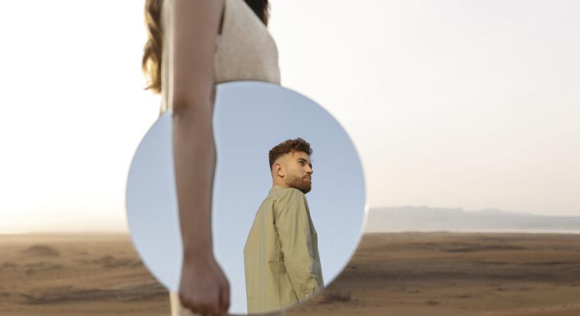 Azok, akik másokat bántanak, valójában önmagukról beszélnek