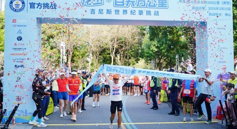 Új Guinness-rekordot ért el az ultrafutó, aki 100 napon keresztül minden egyes nap lefutott 100 kilométert