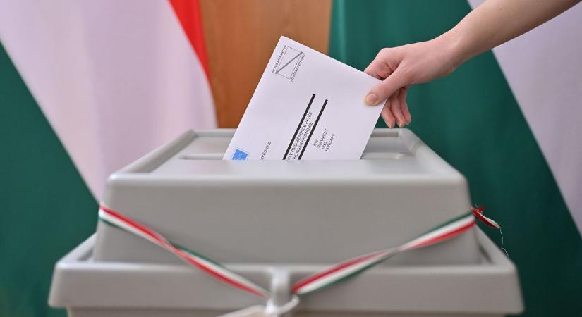 Elszaladt ez a négy év, vasárnap újra választunk – kövesse velünk élőben az eseményeket egész nap!