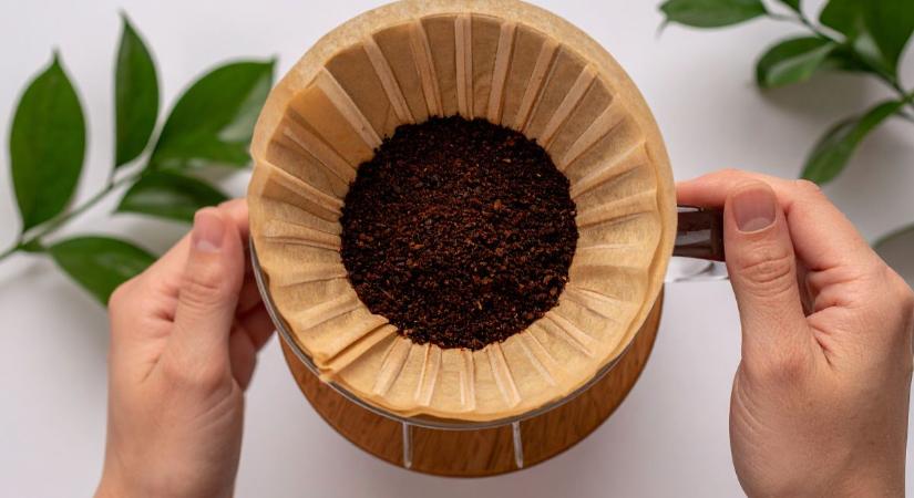 Kávézacc és szódabikarbóna együtt? Kevesen tudják, milyen hatásuk van együtt valójában