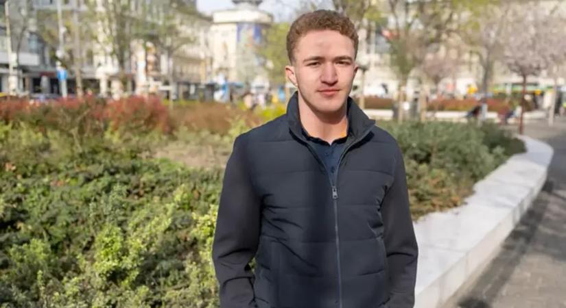 A fiatalokhoz szól Róka a választási hajrában