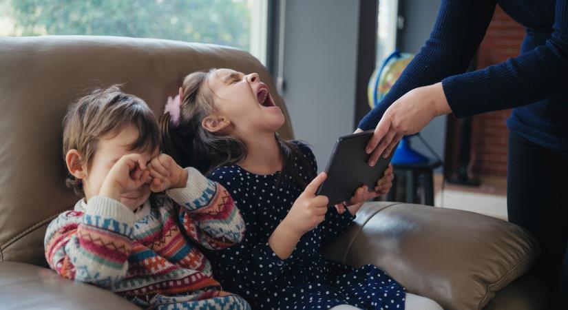 A gyereked hangulatingadozása üzenet lehet – nem biztos, hogy jól érted