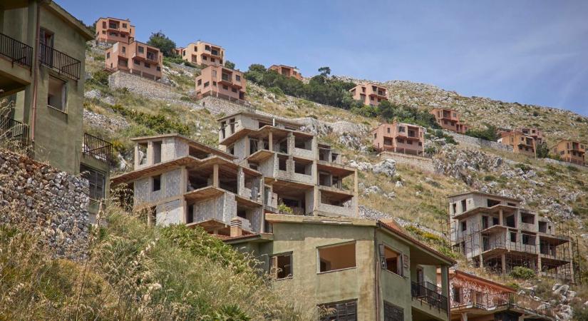 A szicíliai maffia szellemfalujának igaz története