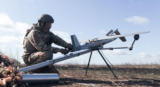Zelenszkij először erősítette meg, hogy Ukrajna Shahed drónokat lőtt le a Közel-Keleten