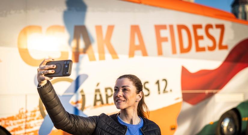 „Egymillió kézfogás!” – Orbán Viktor beindította a végső hajrát! Cikkünk folyamatosan frissül!