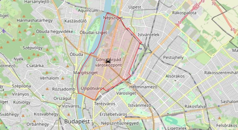 Tömegbaleset történt az Árpád hídnál, egy jármű átszakította a korlátot, és lezuhant a felüljáróról