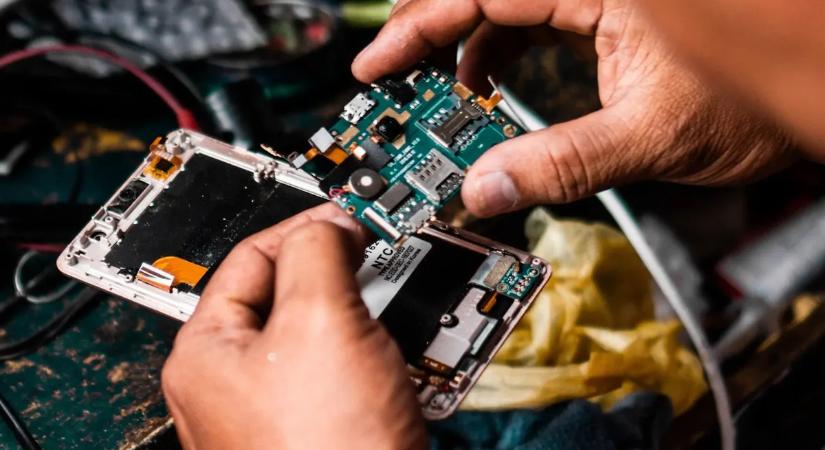 Használt memóriachipek kerülhetnek az új mobilokba
