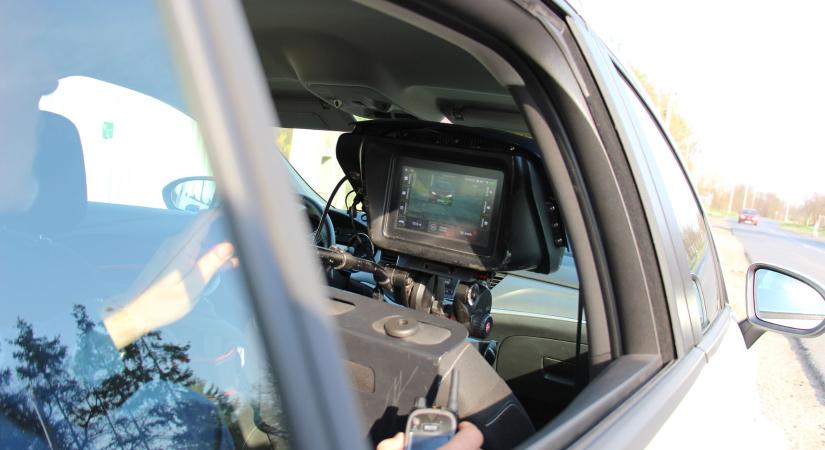 Razziáznak a rendőrök Borsodban is