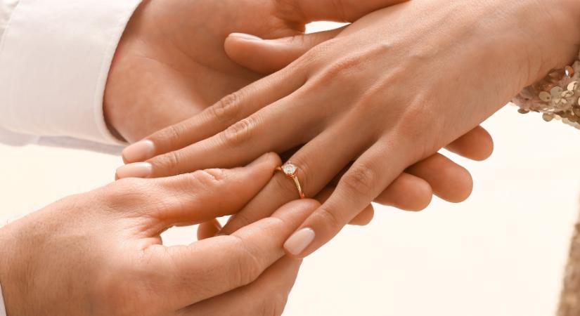 Mutatjuk, ezt árulja el rólad az eljegyzési gyűrűd