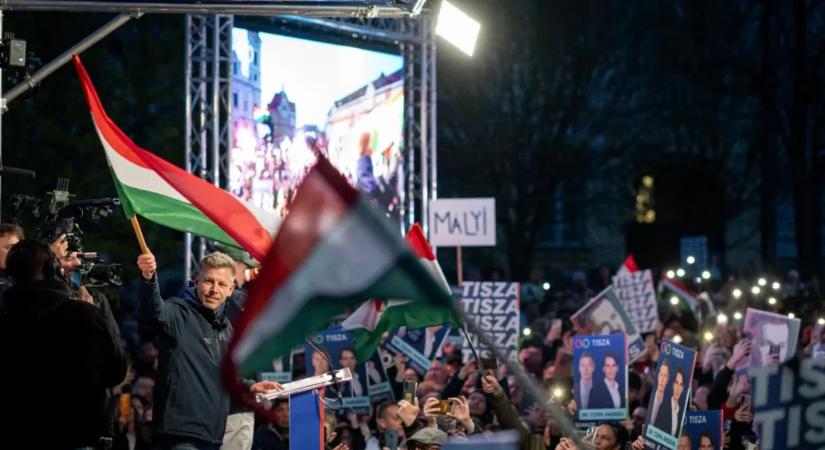 Magyar Péter Miskolcon már a győzelemre készítette híveit, az ellenfeleit pedig a választási csalástól akarta elrettenteni