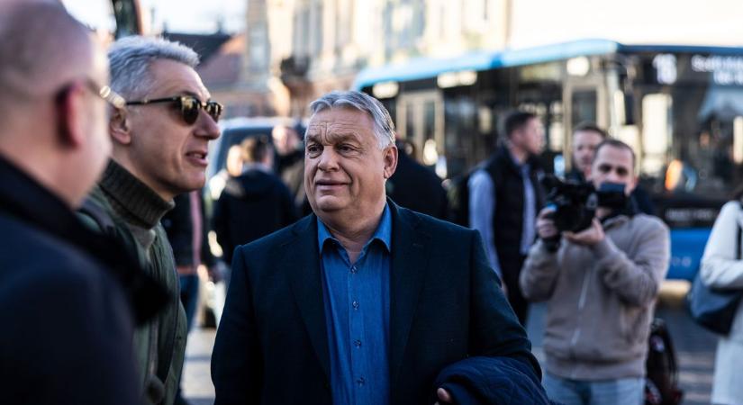 Orbán Viktor elindította az egymillió kézfogás napját, kövesse velünk az eseményeket! (FOTÓK, VIDEÓK)