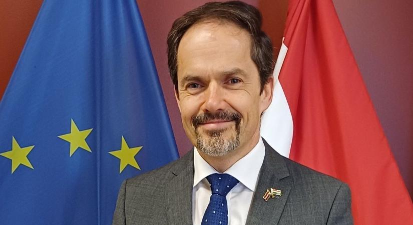 Urkuti György rigai nagykövet szembe fordult a magyar külügyi irányvonallal