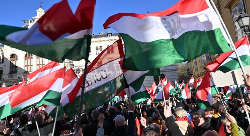 Rendkívül sűrű ez a szombat – így zárul a 2026-os országgyűlési választási kampány