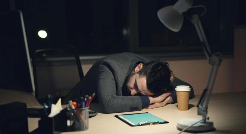 Mit művel a kávé az agyaddal, ha kialvatlan vagy? Egérkísérlet adta meg a választ