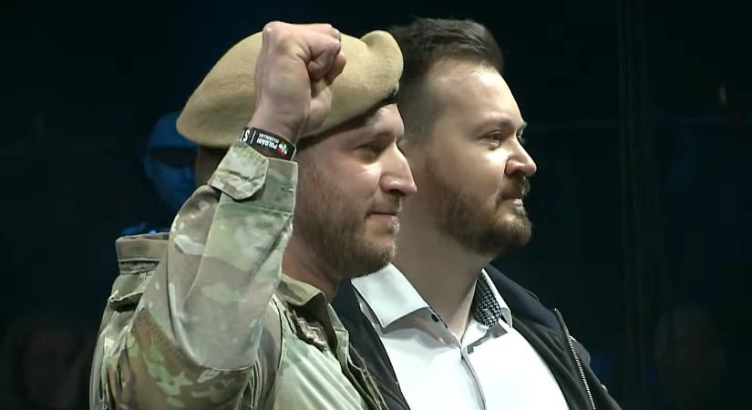 Pálinkás Szilveszter és Szabó Bence együtt léptek színpadra a rendszerbontó koncerten, ezt üzenték