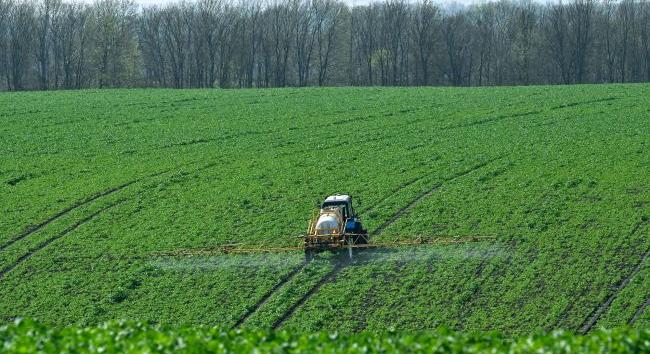Az iráni háború negatívan hat az ukrán mezőgazdaságra, a gazdák csökkentik a vetésterületet