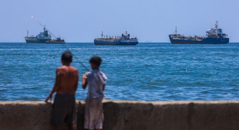 Az orosz olaj maradhat tovább a piacon, Washington meghosszabbíthatja a mentességet
