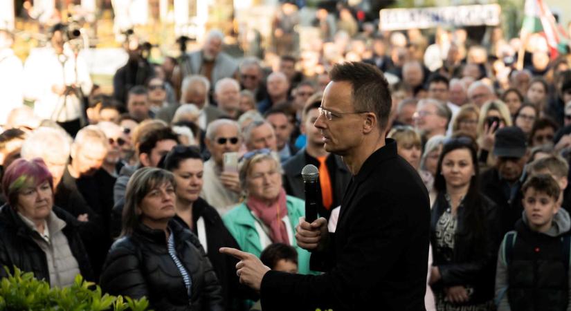 Szijjártó Péter: Az amerikai kormány készen áll arra, hogy Orbán Viktort támogassa